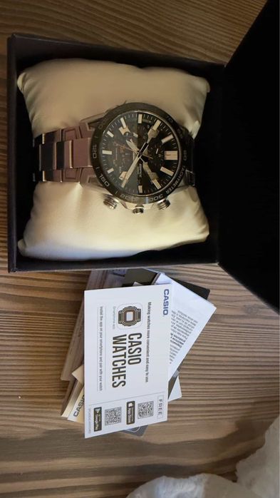 Мъжки часовник Casio Edifice Bluetooth Solar Chronograph Limited EQB-2000DB-1AER