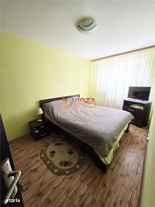 Apartament 4 camere, zona Astra