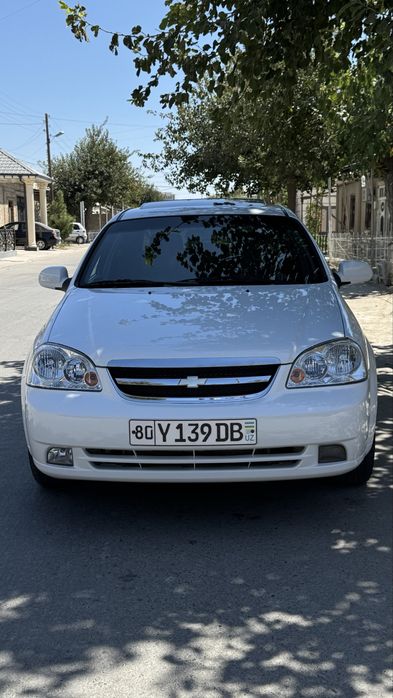 Лассетти 1.8 автомат 2011