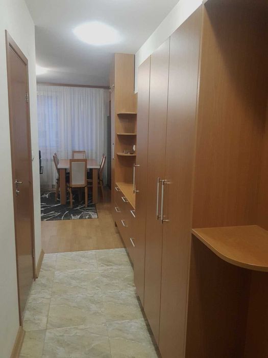 Дава се под наем Тристаен апартамент в София, Витоша - 95 кв.м за 765 € - Снимка #2