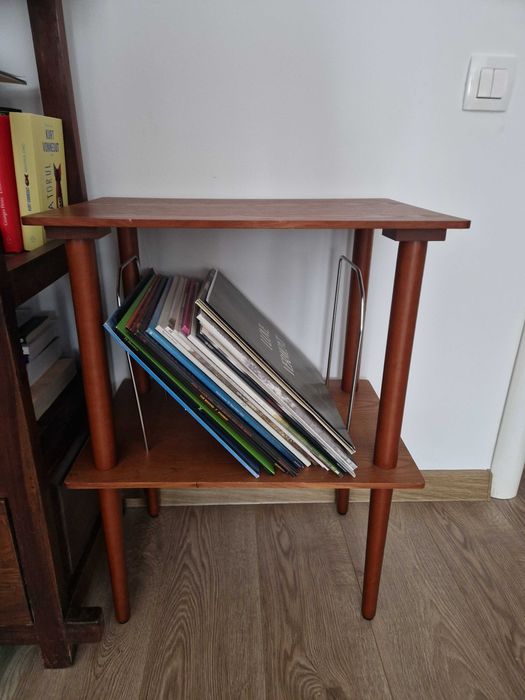 Masuta pentru pick up si/sau viniluri