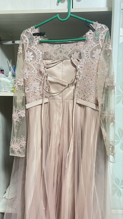 Продам платье вечернее