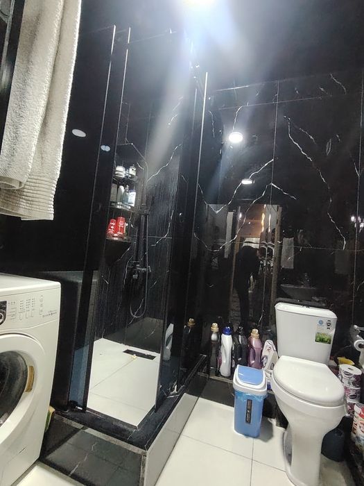 Сотилади Таронада 3 хоналик