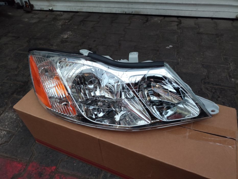 Авалон фара передняя 2003