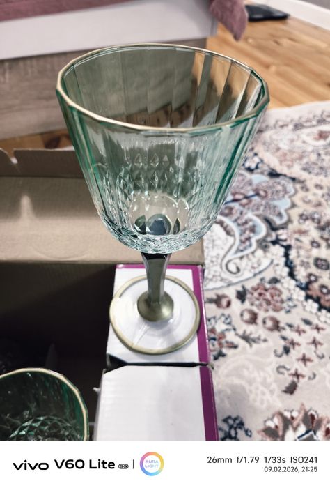 Продаются стаканы