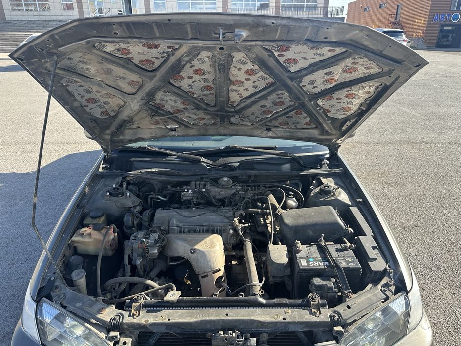 Продам Toyota Camry 20 LE.