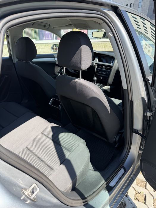 AUDI A4 2010 — imagine 5