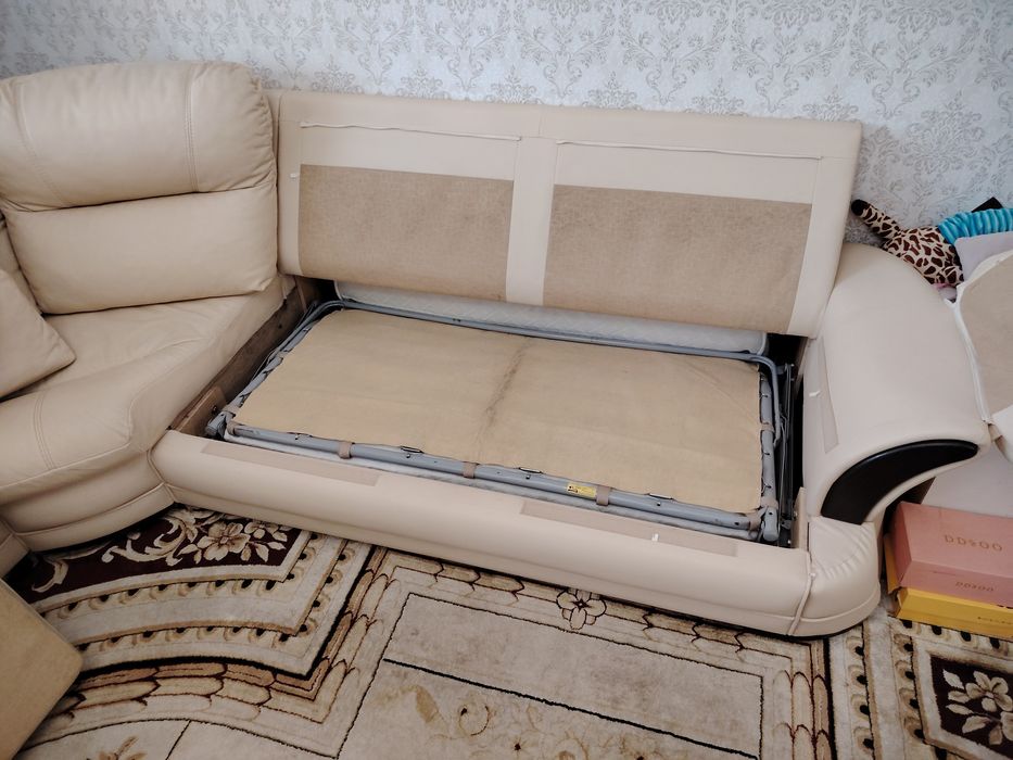 Диван угловой натуральная кожа