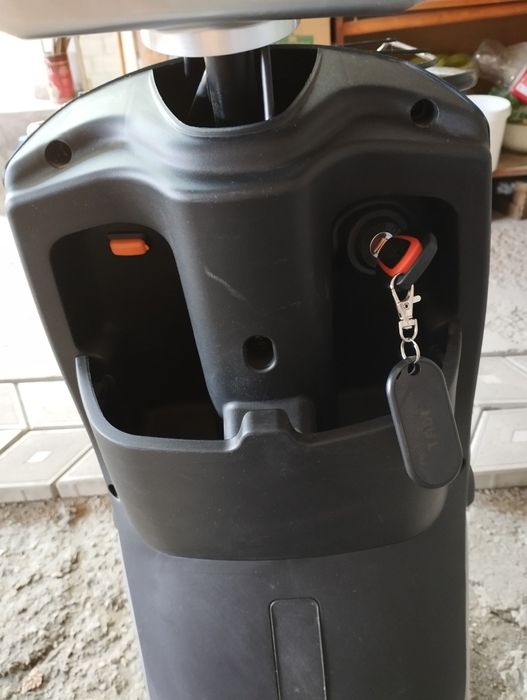 Продам электроскутер Tadi Tank