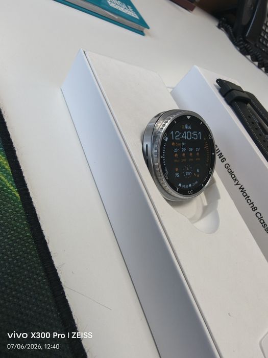Часовник Samsung Galaxy Watch 8 Classic