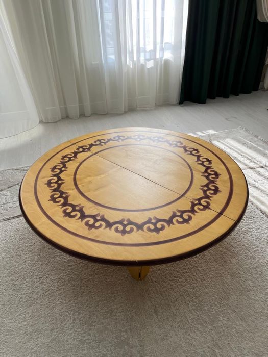 Продам казахскии стол