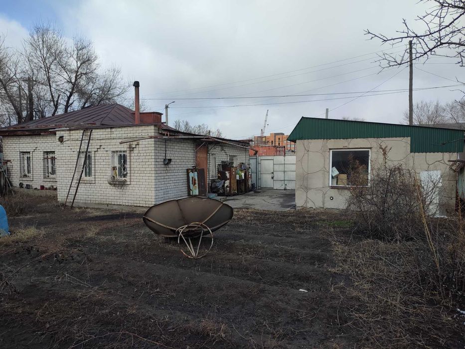 Дом с участком район 72 квартала.