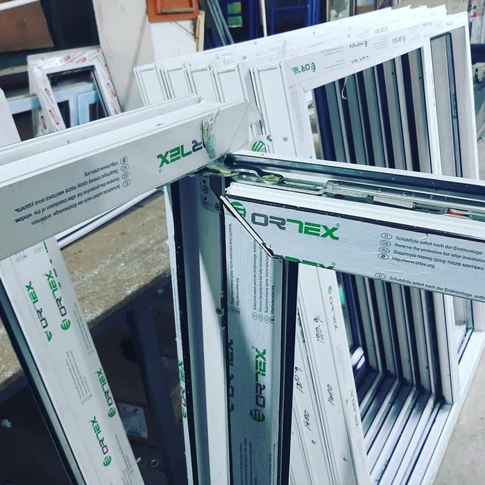 Установка пластиковых окон,двери,лоджии. обшивка. Алюминиевые двери ...