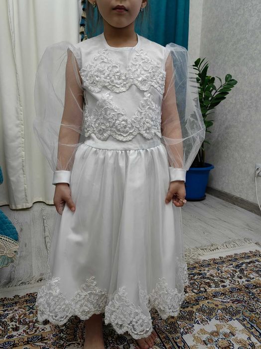 Продам платья для девочек