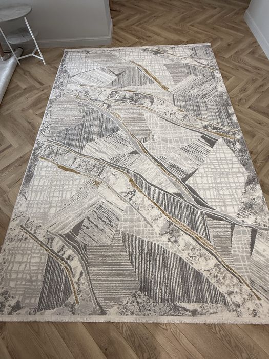 Продам ковер 3х2м