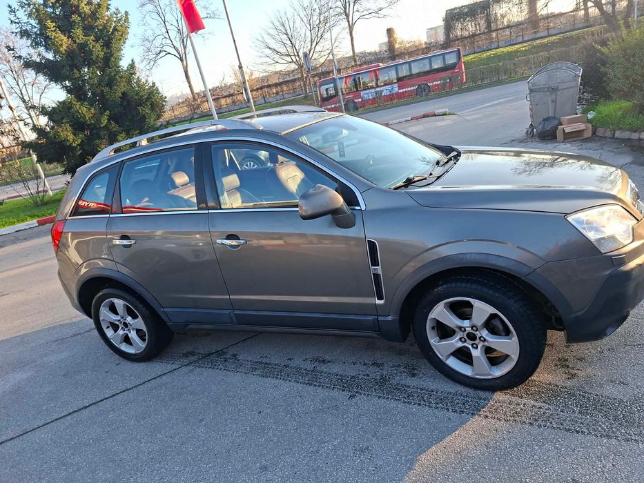 Продава се opel antara
