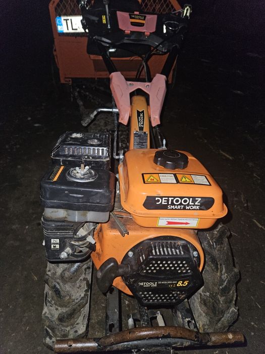 Vând motocultor de 8.5cai