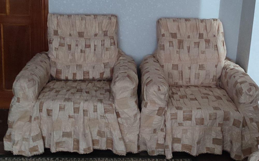 Продам мебель тройку б/у