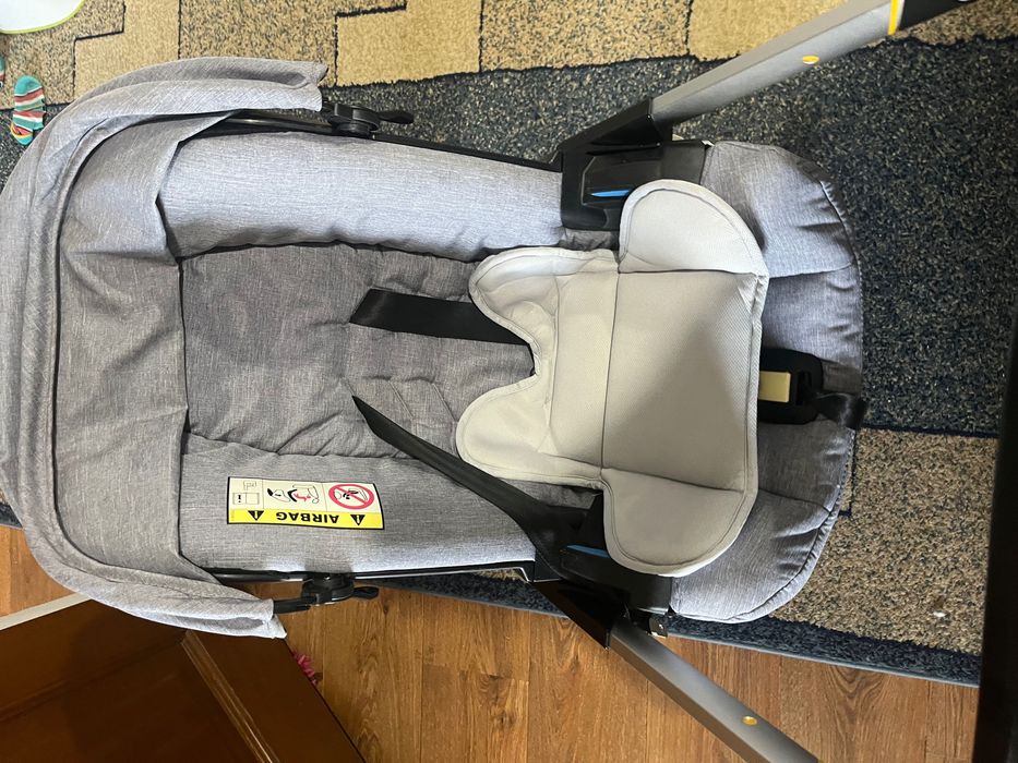 Автолюлька, коляска