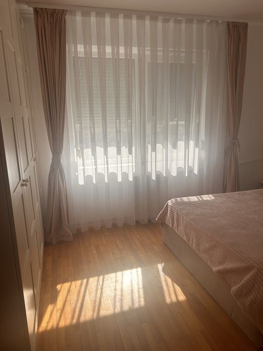 Apartament 4 camere | 2 băi | 2 balcoane | parcare | renovat | Oradea