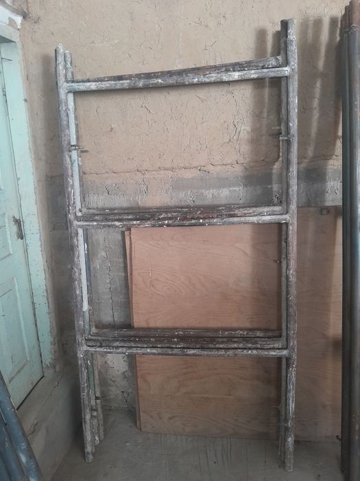 Lesa sotiladi 350000