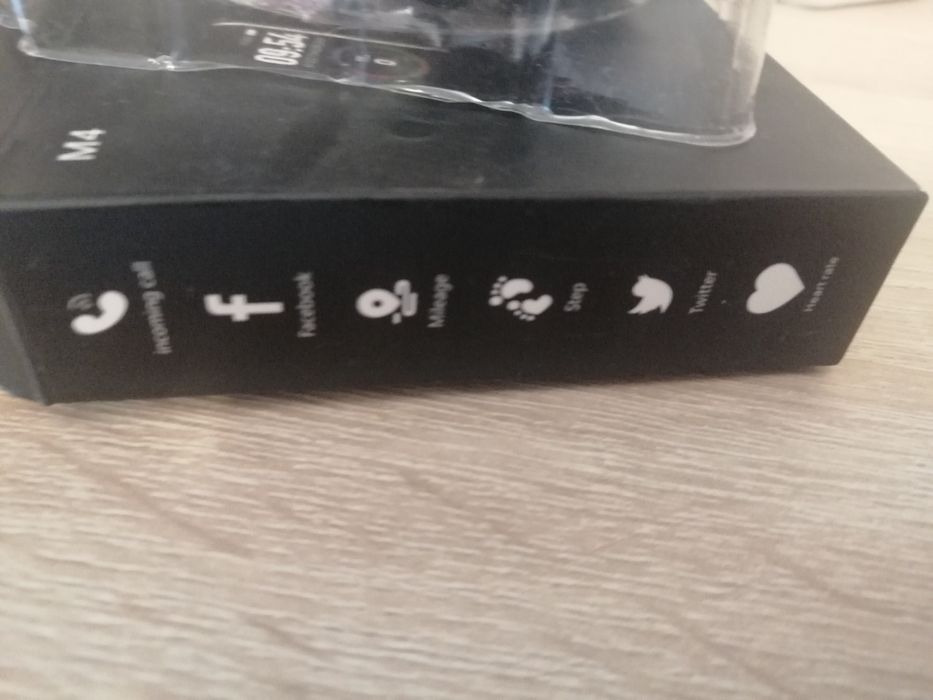 Vand bratari fitness si pentru monitorizare