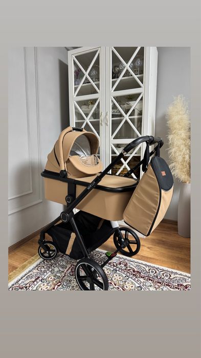 Коляска детская продаю срочно срочно