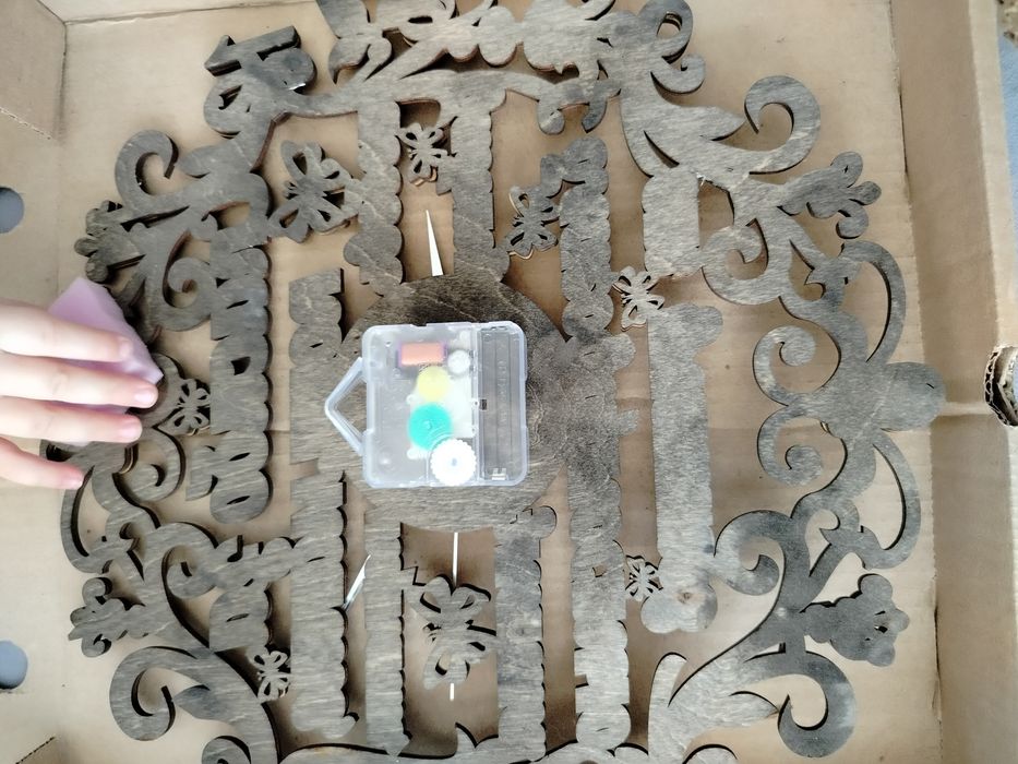 Часы настенные подарочные