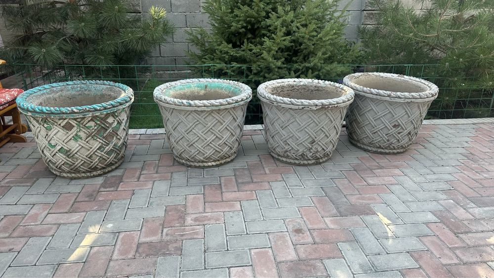 Вазоны, кашпо продам