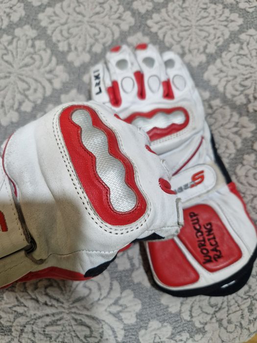 Дамски ски ръкавици Leki