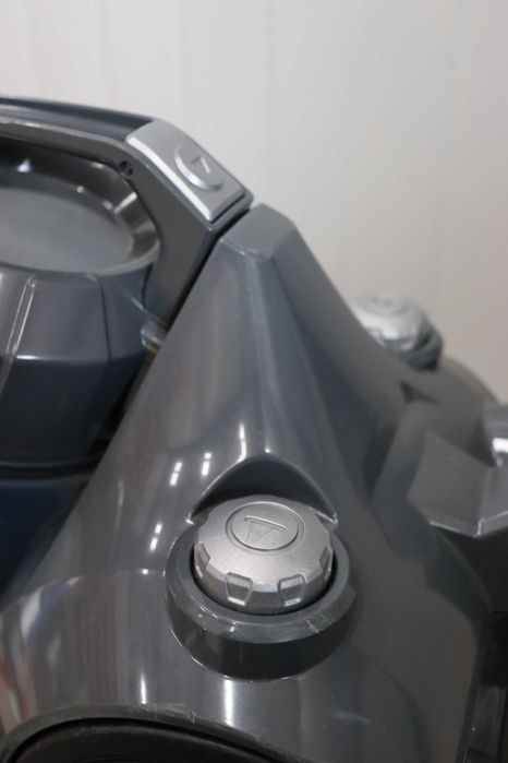 Прахосмукачка без торба Amazon Basics с HEPA 700W, 1,5л ПРОМОЦИЯ!