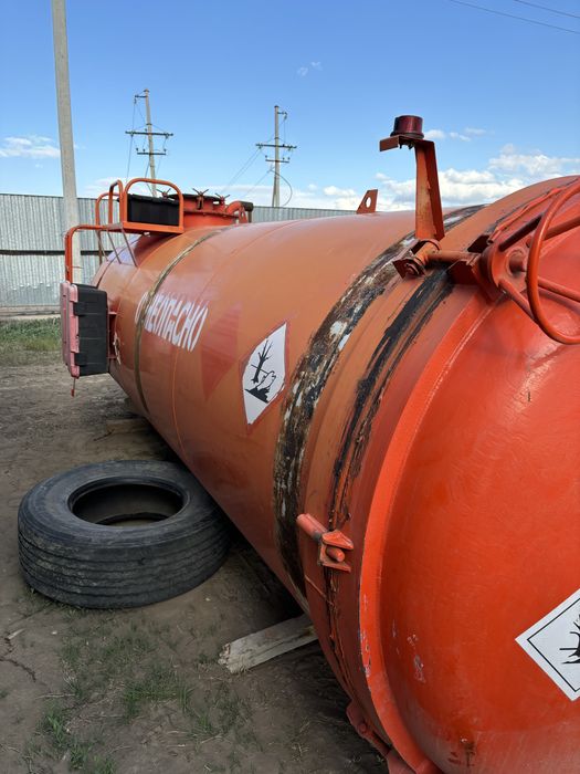 Цистерна емкость