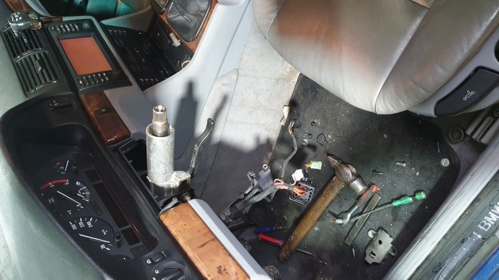 Авто електро услуги сервиз. Авто аларми Диагностика .