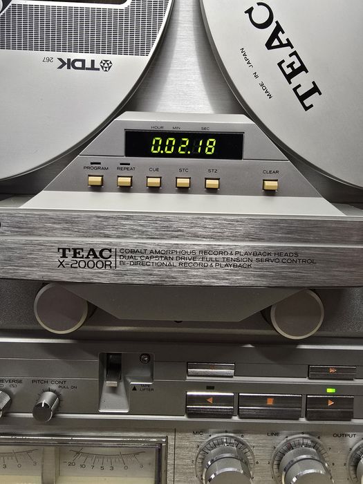 Катушечный магнитофон Teac X2000R