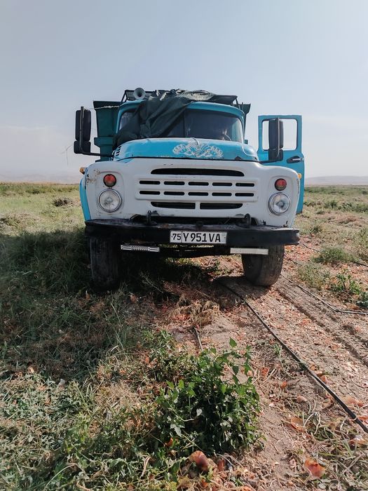 Zil Naxadu ishlab turipti motor ural ochilmagan moy yemaydi bolonlari