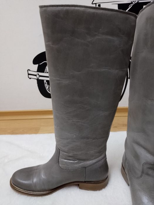 Дамски ботуши от естествена кожа номер 38