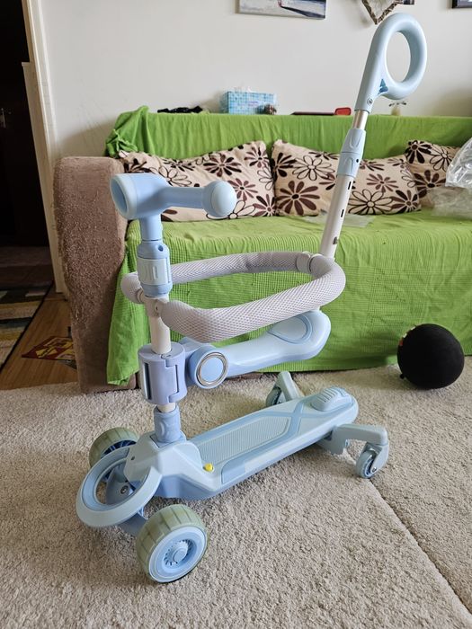 Trotineta 7 in 1 - lumini, muzica de la 2 ani