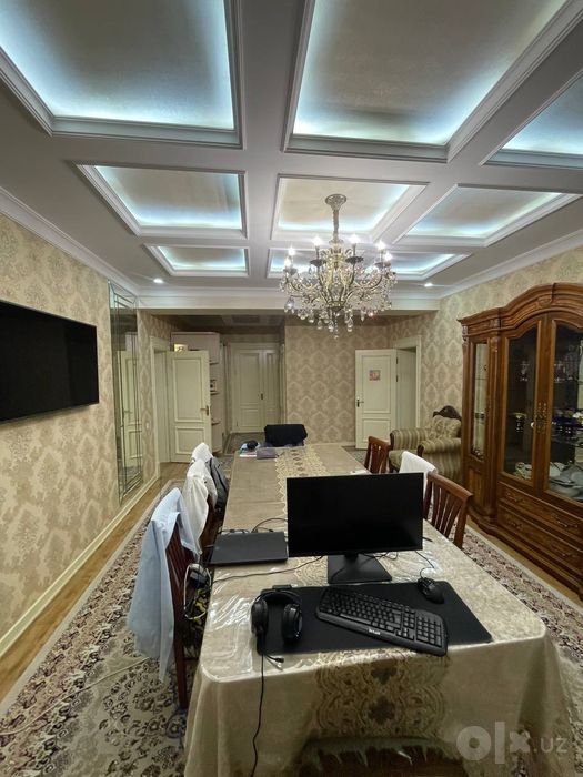 Sagbon Bauram 5 hona 2 chi etaj 160 kvadrat