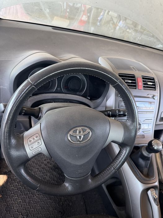Кожен мултифункционален волан Toyota Auris E15 без airbag