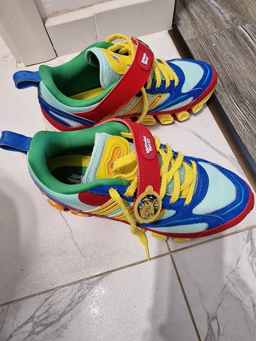 Adidas ,nike adidas