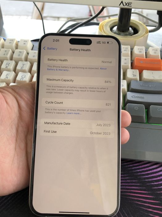 I phone 15 pro max rangi Natural Titanium