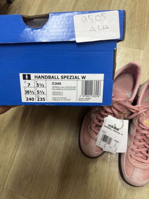 Adidas оригинальные кроссы