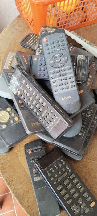 Разные пульты дистанционного управления