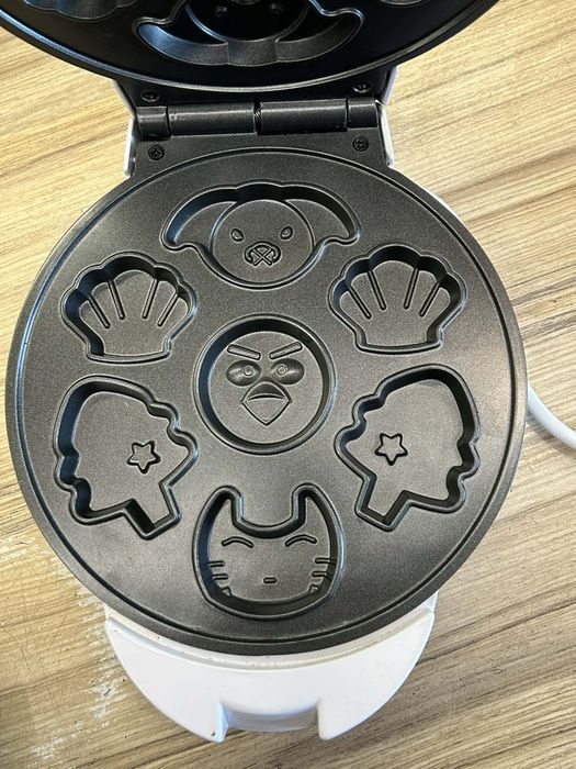 Гофретник с формички