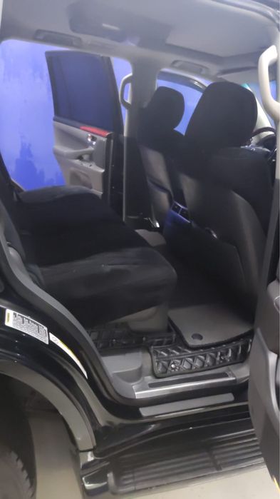 Продам лексус LX570
