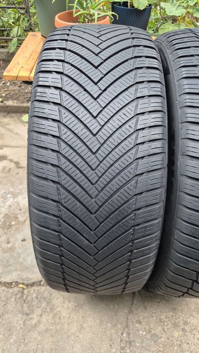 245 45 19 Anvelope All Season Dot 05.21