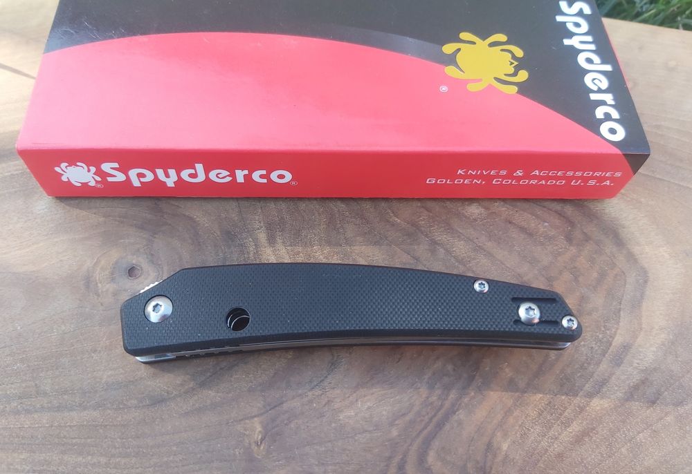 Сгъваем нож Spyderco ikuchi, С242