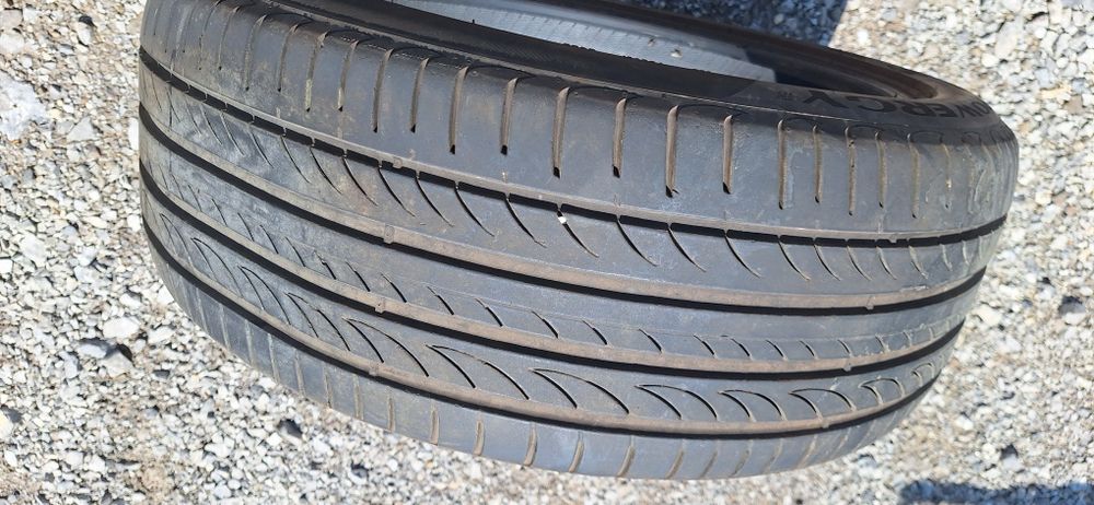 4 бр Гуми Pirelli 225/45 R19