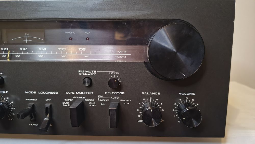 Akai aa 1175 dual mono amplificator/receiver
