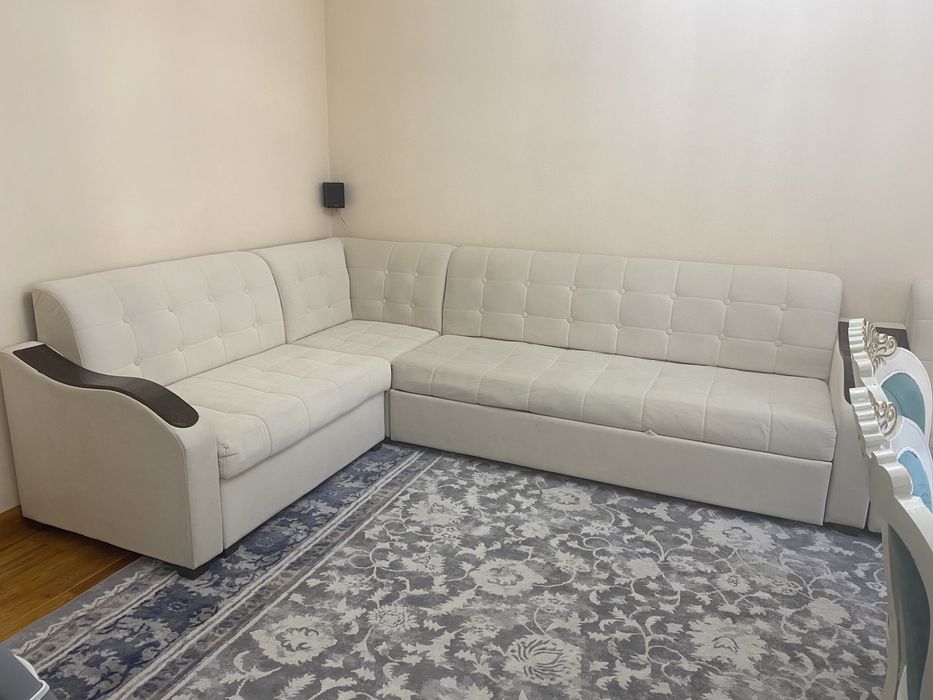 Диван с креслом+ Чехол и журнальный стол подарок!!!